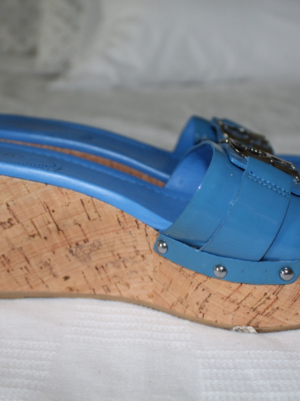 COACH Royal Blue Patent Leather Cork Wedge Platform Sandals 8B - Picture 4 of 9